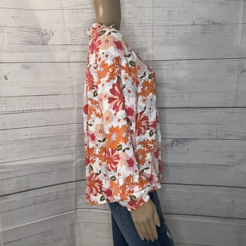 NWOT Floral Print Blouse - Picture 7 of 7